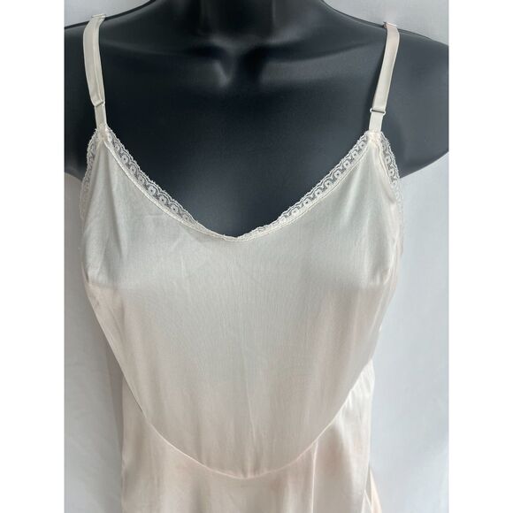 Vintage Vanity Fair Cream Nylon Slip Dress Nightgown Size 2 Lace Trim Cottage - Picture 2 of 12